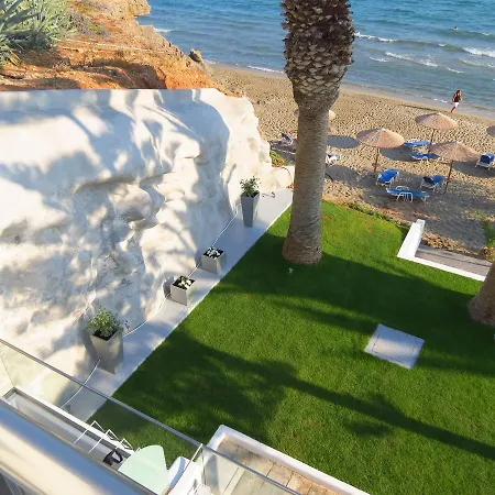 White Pearl Apartment