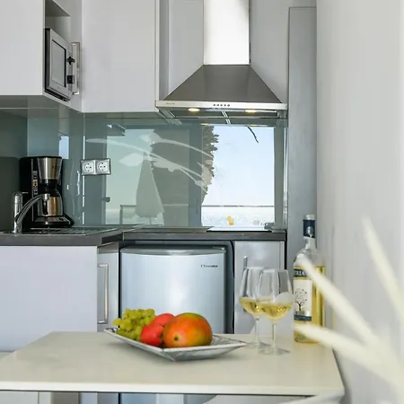 Apartment White Pearl